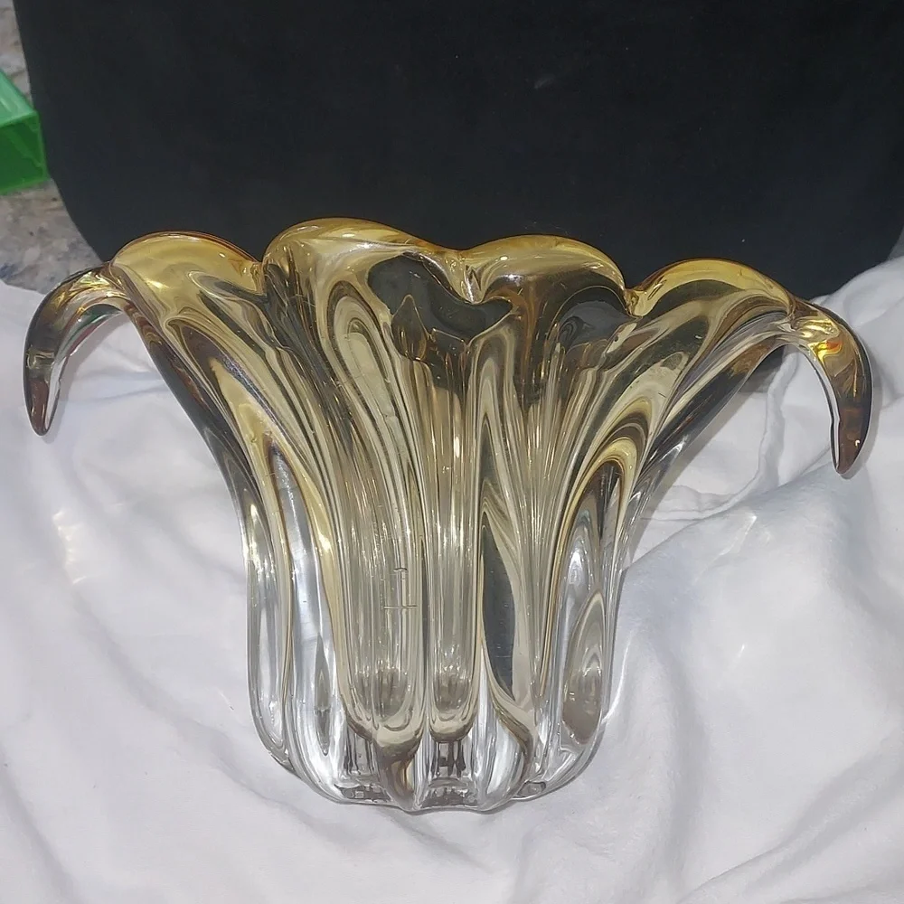 TELEFLORA Yellow Ribbed Fan Vase | Yellow Glass Vase | Vases for Flowers | Scall